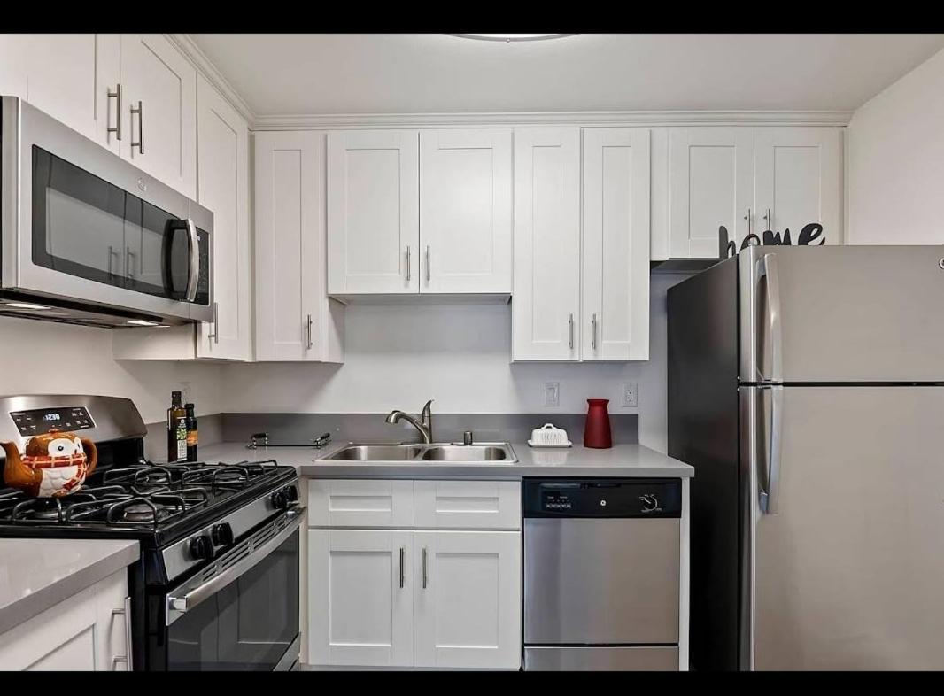 Apartment Hollywood Luxe 2br With Rooftop Pool And Breathtaking Views *