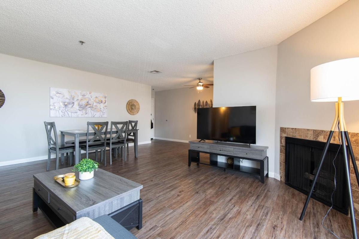 Hollywood Luxe 2br With Rooftop Pool And Breathtaking Views Apartment *